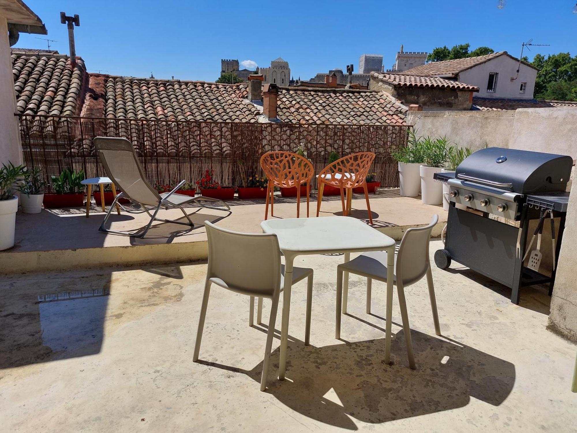 Maison Intra Muros, Terrasses Avec Vue Jaccuzzi Et Garage 亞維農 客房 照片