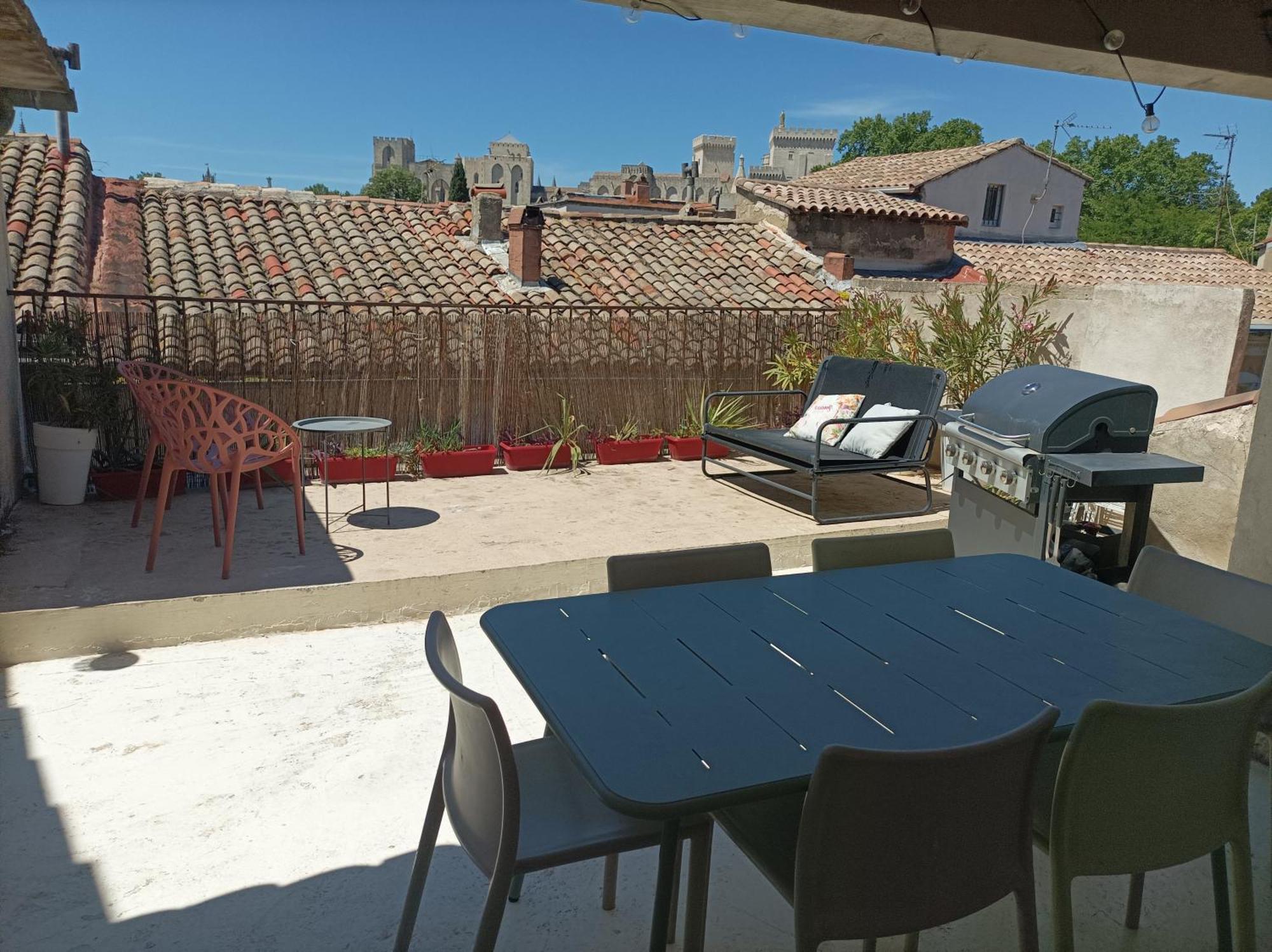 Maison Intra Muros, Terrasses Avec Vue Jaccuzzi Et Garage 亞維農 客房 照片
